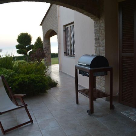 M Varkes Villa Nea Moudania Exterior photo