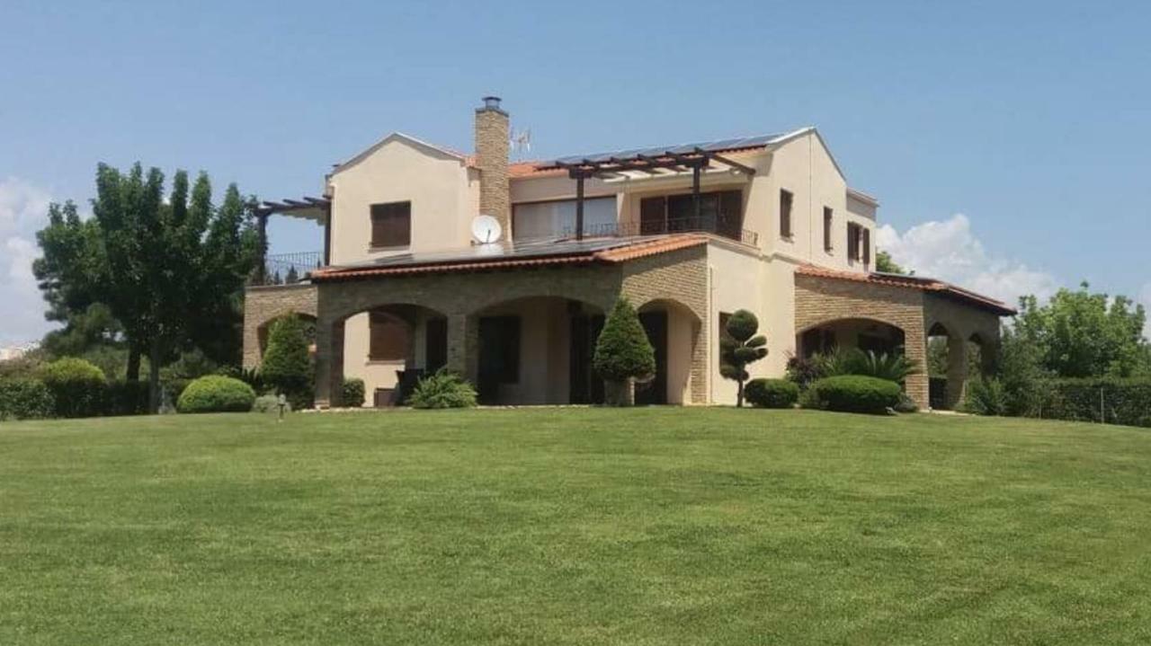 M Varkes Villa Nea Moudania Exterior photo